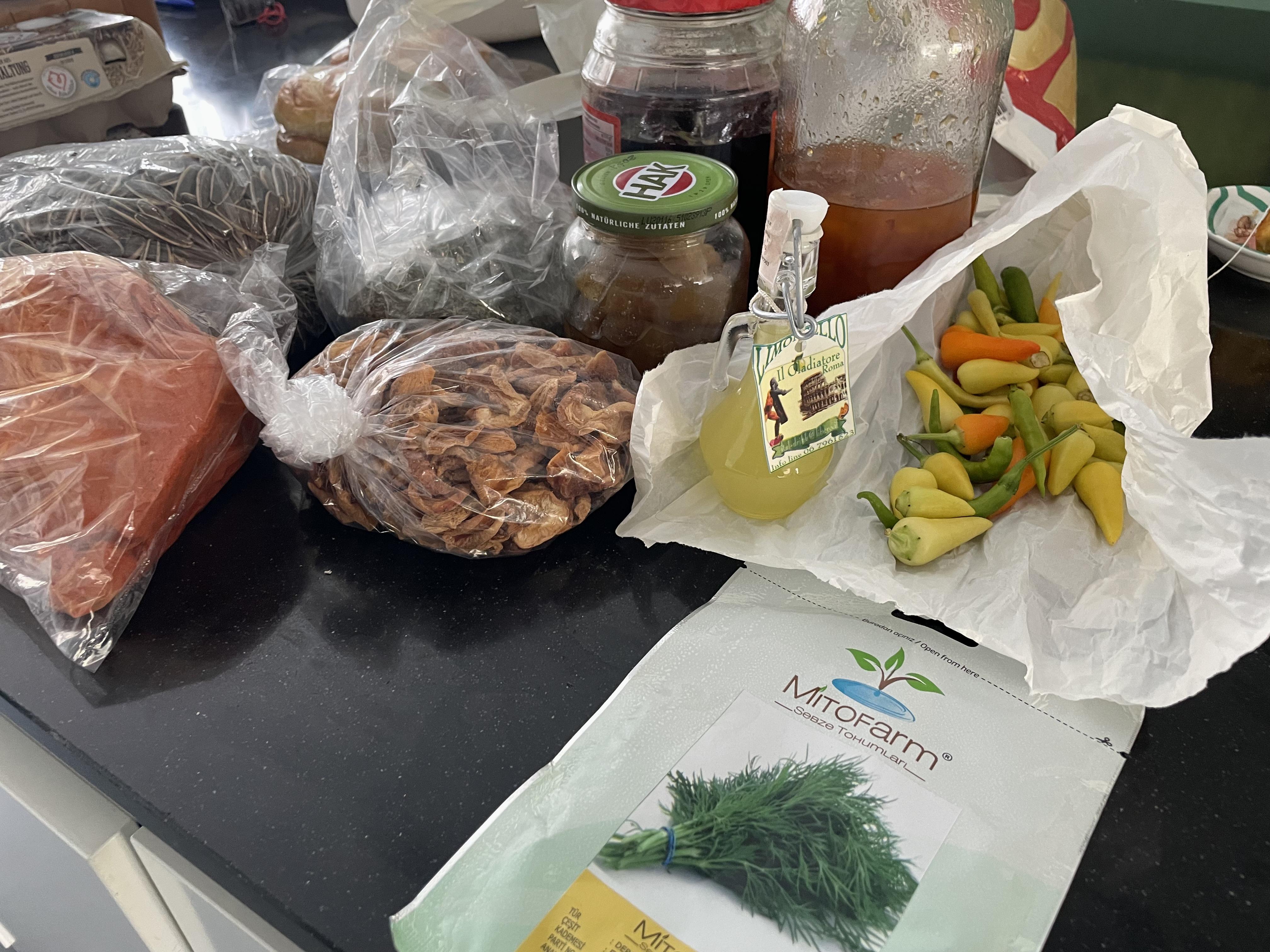 de8a6a6d40499365d2d9dad163feedf8.jpg