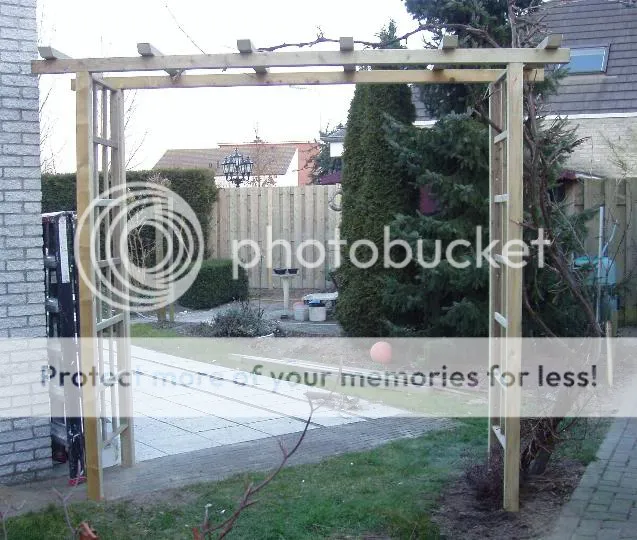 pergola.jpg