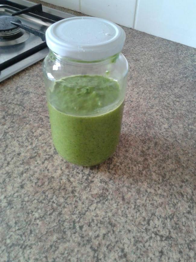 Rucola-basilicum-pesto95961398342975.jpg