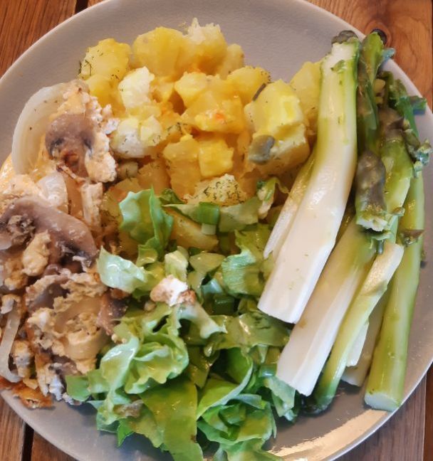 20230504_190335 (2).jpg