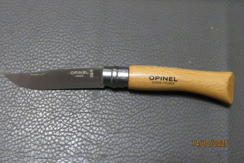 knipmes-Opinel.JPG