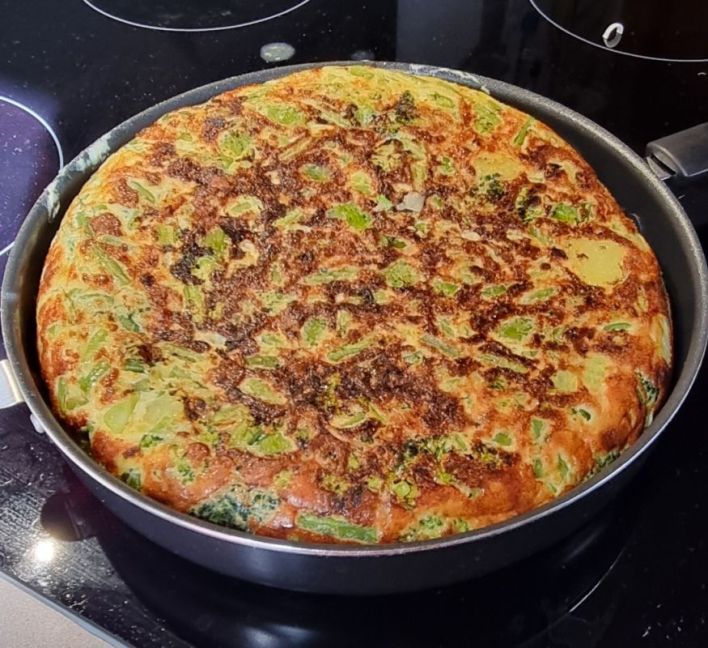 Tortilla broccoli, peultjes en krieltjes 1.jpg