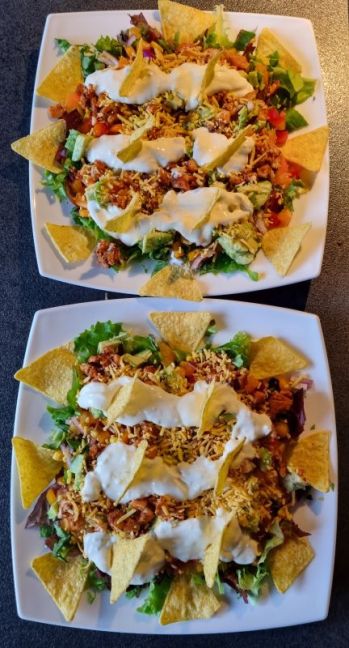 Tacosalade met ger forel.jpg